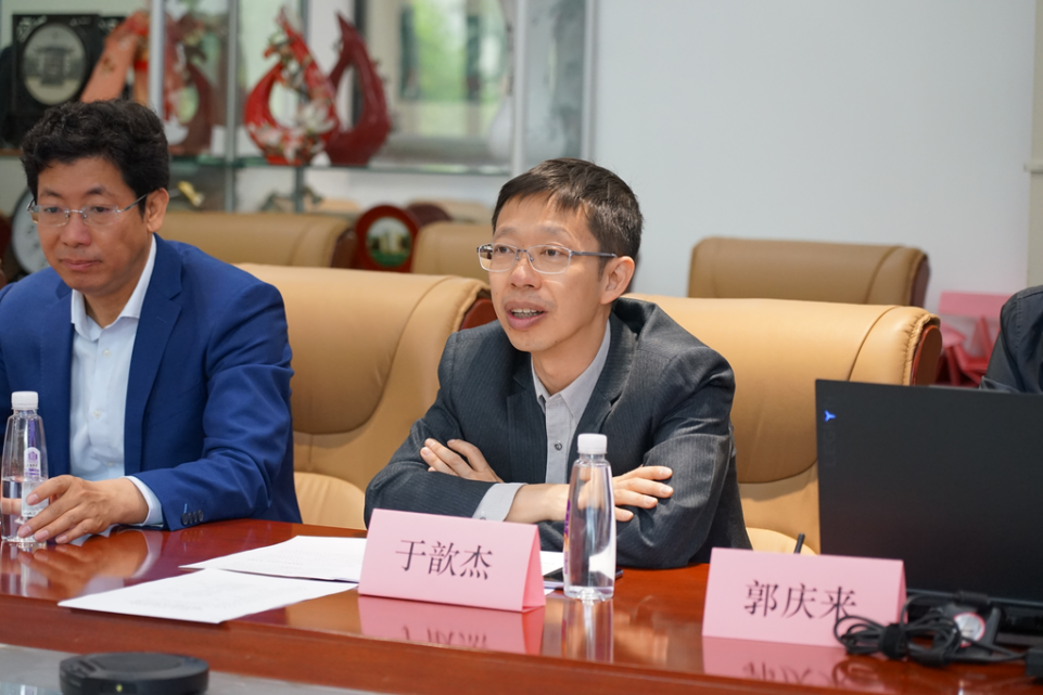 20220425-BB贝博艾弗森官方网站(电机系)-港华能源投资有限公司零碳智慧园区虚拟电厂技术联合研究中心揭牌-无-于歆杰致辞.png