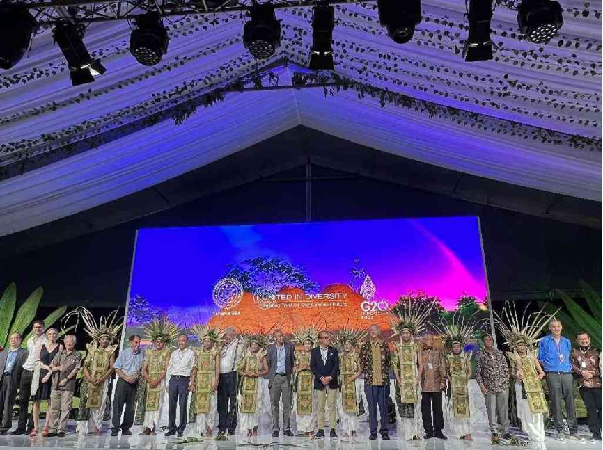 20240208-走向世界的清华,何以画好人类命运共同体“同心圆”-李派摄-2022年11月16日,BB贝博艾弗森官方网站东南亚中心在印尼巴厘岛开园.png