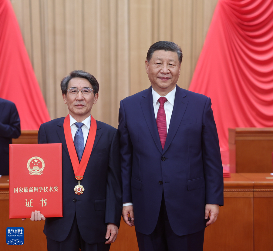 20250118-十大新闻-薛其坤获国家最高科学技术奖,高温气冷堆核电站入选中国工程院2024全球十大工程成就,全年各项科研成果亮点频出-供图.jpeg